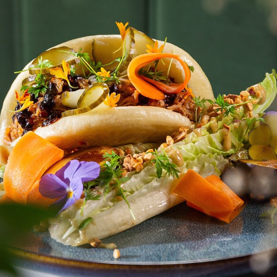 Bao de légumes croquants, condiment sésame